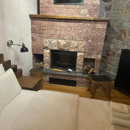 Hotel Ambassador Voskopojë