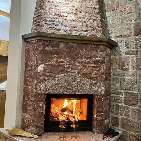 Ambassador Hotel Voskopojë