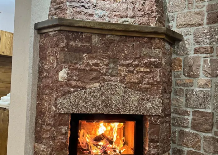 Ambassador Hotel Voskopojë