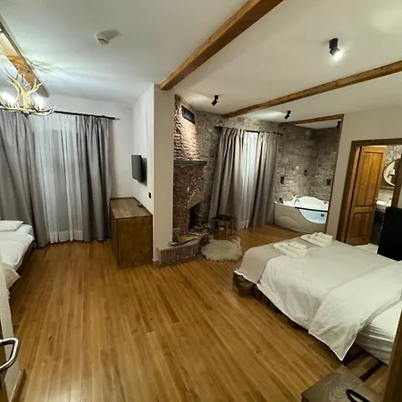 Hotel Ambassador Voskopoje