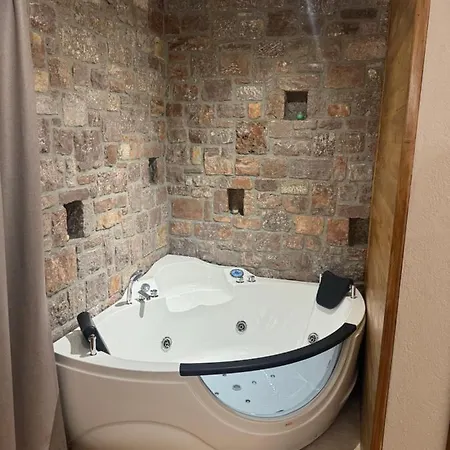 Ambassador 4* Voskopoje